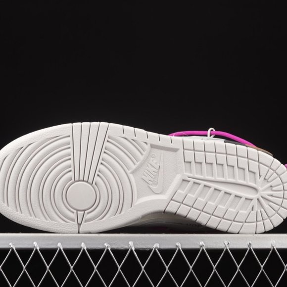 Off-White x Nk Dunk Low“04 of 50”OW